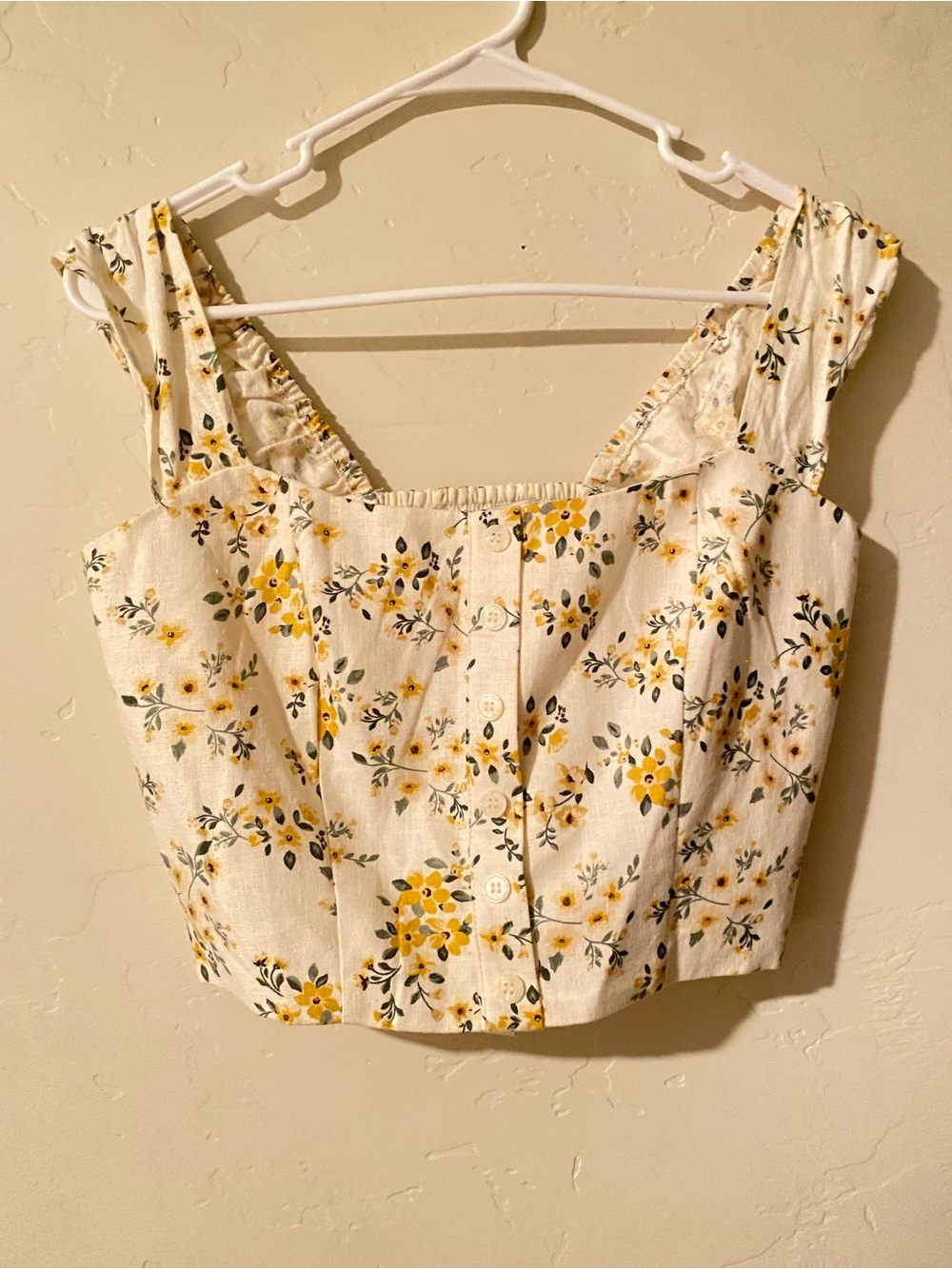 ⚡️NWT Rachel Zoe Cream Floral Crop Top Tank with Yellow Blooms